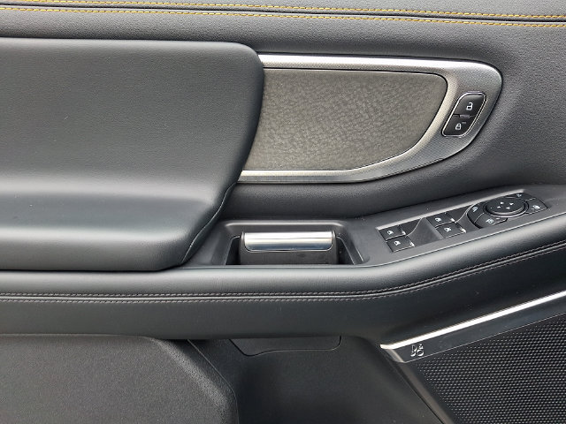 Certified 2025 Ford Expedition Tremor AWD/4WD image 11
