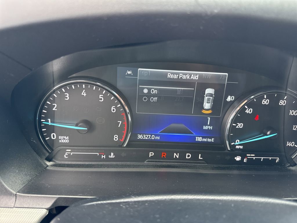 Certified 2022 Ford Explorer XLT w/ Equipment Group 202A image 29