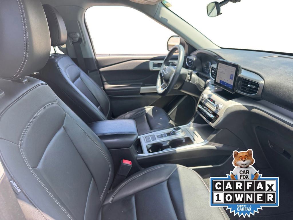 Certified 2023 Ford Explorer XLT w/ Equipment Group 202A RWD image 18