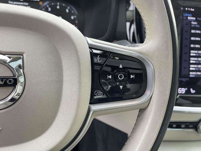 Used 2021 Volvo S60 T5 Momentum w/ Advanced Package image 20