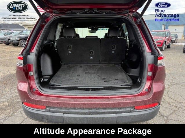 Used 2023 Jeep Grand Cherokee Altitude image 37