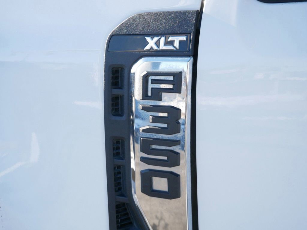 Certified 2024 Ford F350 XLT w/ FX4 Off-Road Package image 7