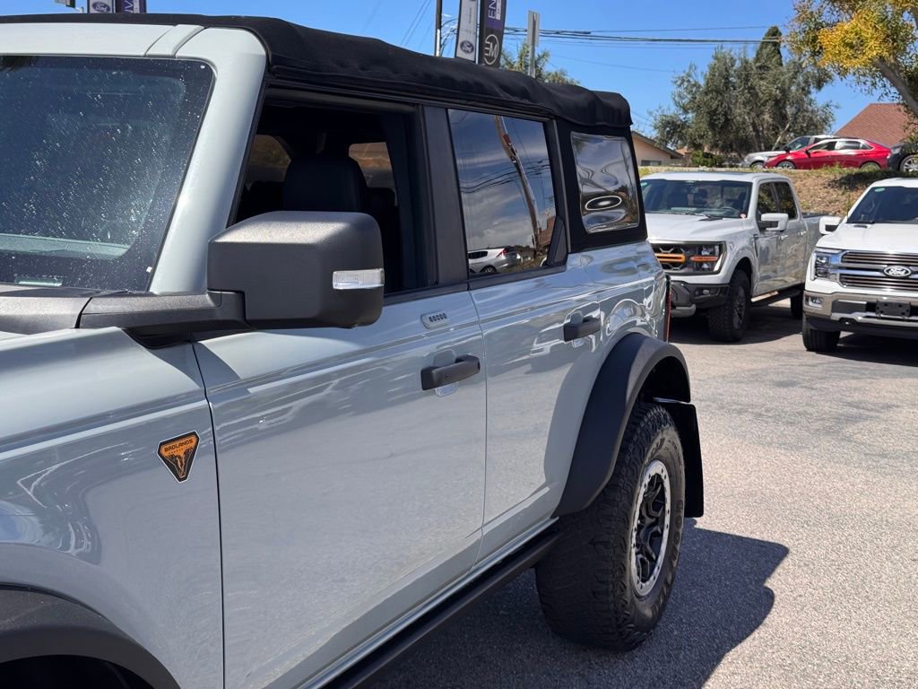 Certified 2022 Ford Bronco Badlands AWD/4WD image 9
