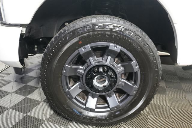 Certified 2020 Ford F250 Platinum w/ FX4 Off-Road Package image 10