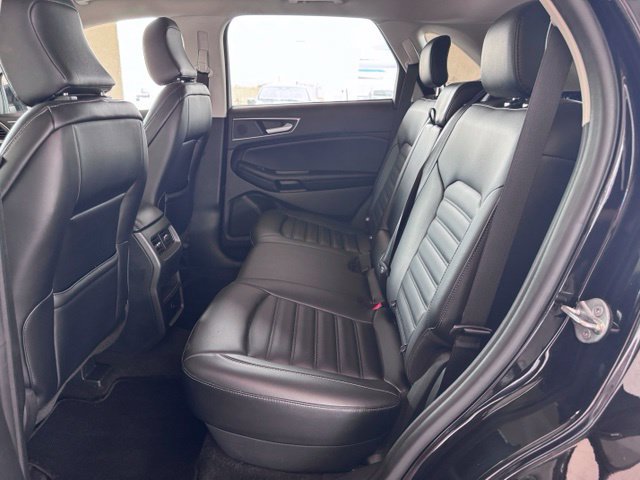 Certified 2024 Ford Edge SEL AWD/4WD image 11
