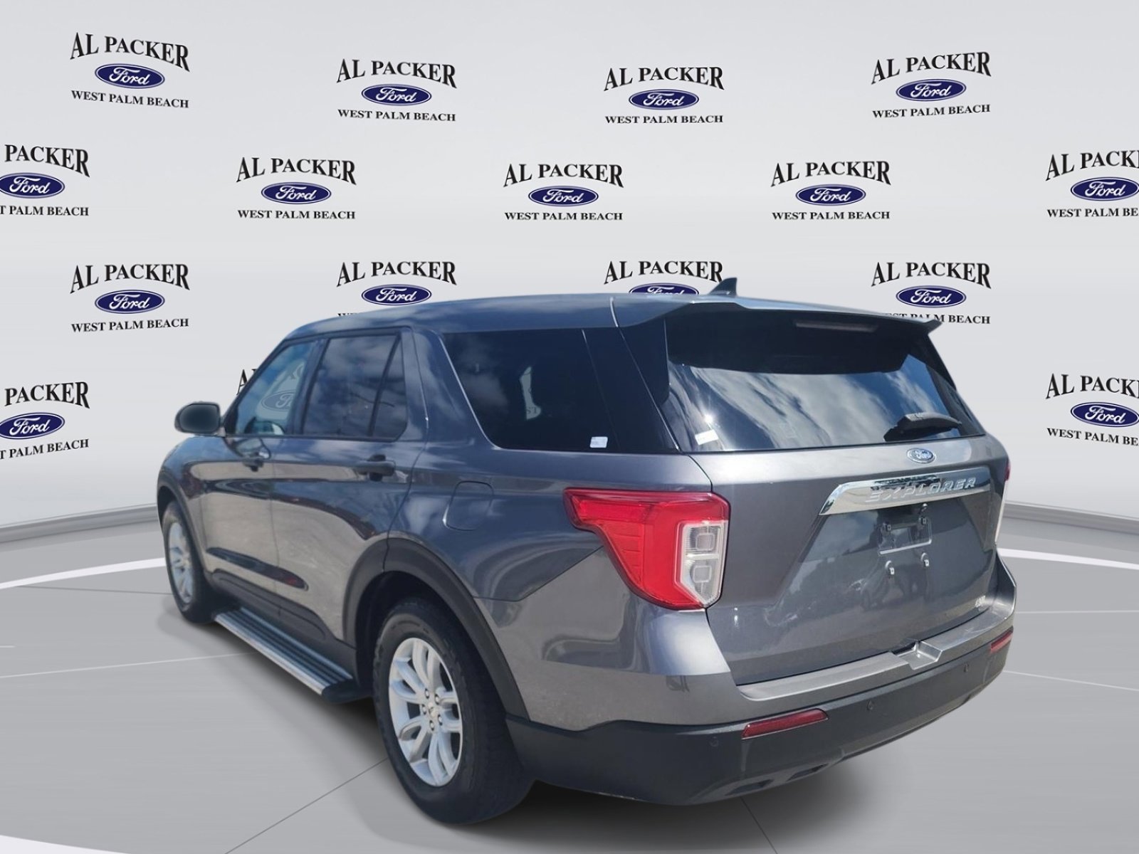 Certified 2021 Ford Explorer 2WD image 3