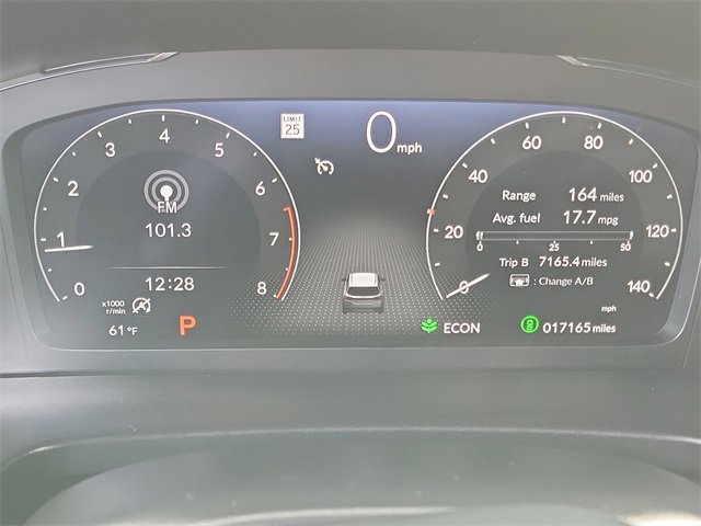 Used 2025 Honda Pilot Black Edition image 10