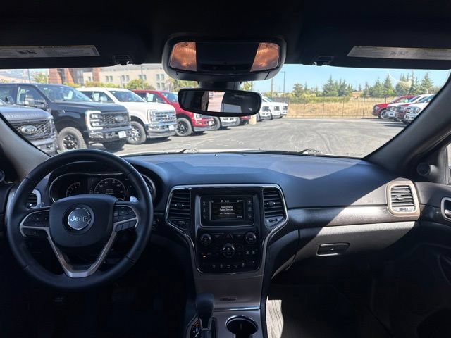 Used 2017 Jeep Grand Cherokee Laredo AWD/4WD image 20
