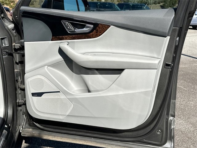 Used 2019 Audi Q7 3.0T Premium Plus image 14