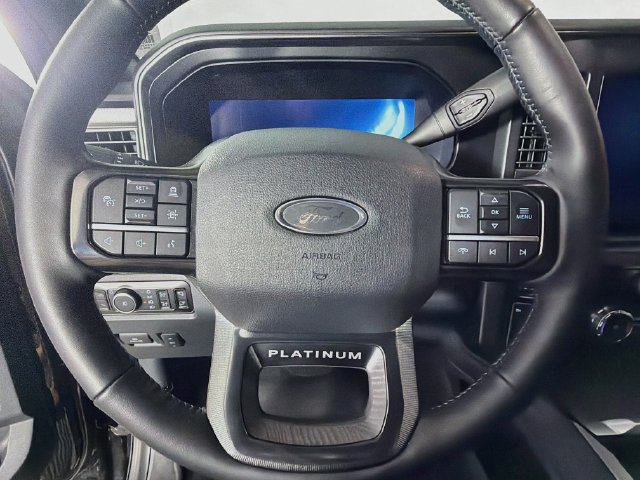Certified 2025 Ford F250 Platinum AWD/4WD image 13