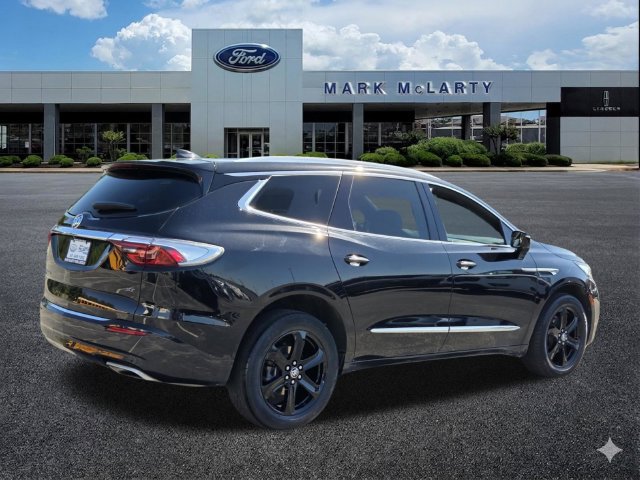 Used 2024 Buick Enclave Essence w/ Experience Buick Package AWD/4WD image 5