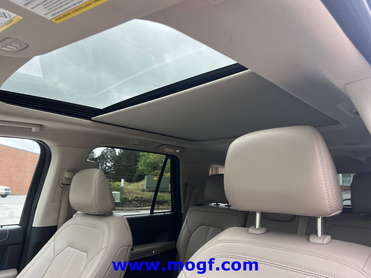 Certified 2024 Ford Expedition Max Limited AWD/4WD image 15