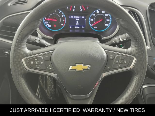 Used 2025 Chevrolet Malibu LT FWD image 26