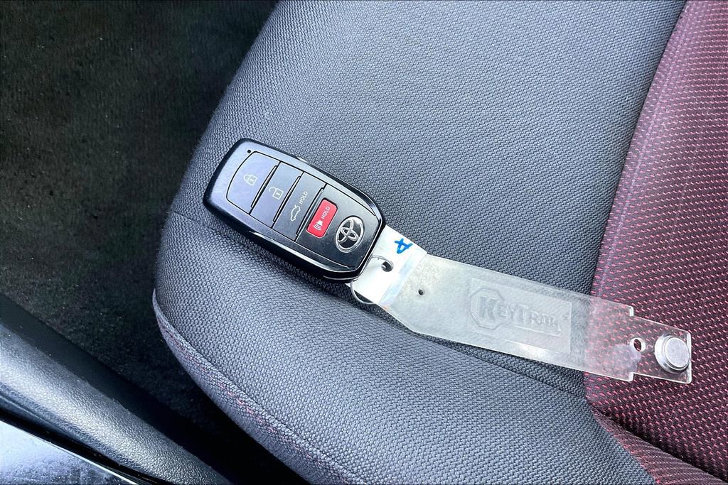 Used 2024 Toyota Corolla SE image 36