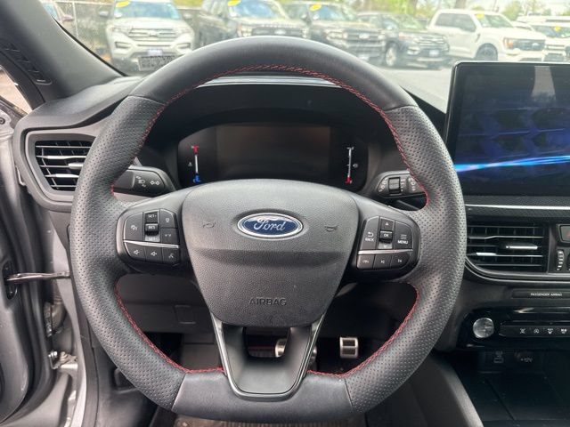 Certified 2023 Ford Escape ST-Line w/ Tech Pack #1 AWD/4WD image 19