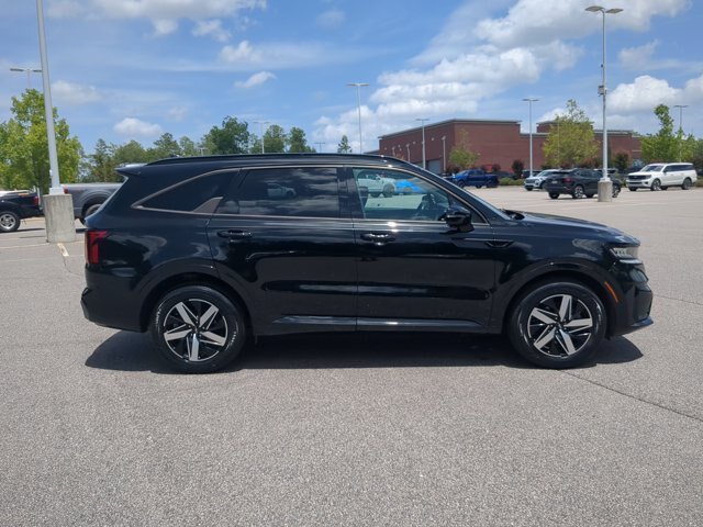 Used 2023 Kia Sorento S w/ Panoramic Sunroof Package FWD image 3