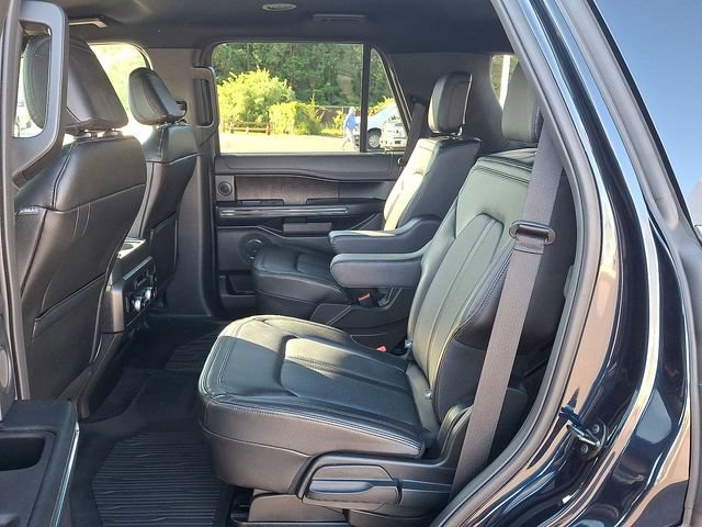 Certified 2021 Ford Expedition Limited w/ Cargo Package AWD/4WD image 26