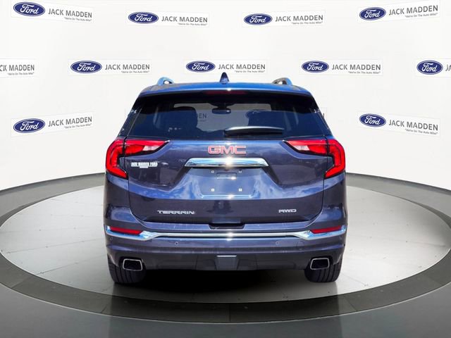 Used 2019 GMC Terrain Denali w/ Advanced Safety Package AWD/4WD image 4