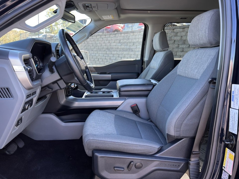 Certified 2022 Ford F150 XLT w/ Equipment Group 302A High image 11