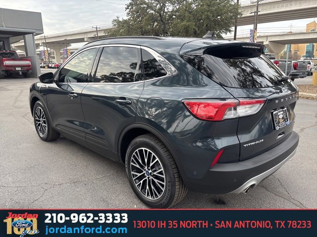 Certified 2022 Ford Escape Titanium w/ Titanium Premium Package image 2