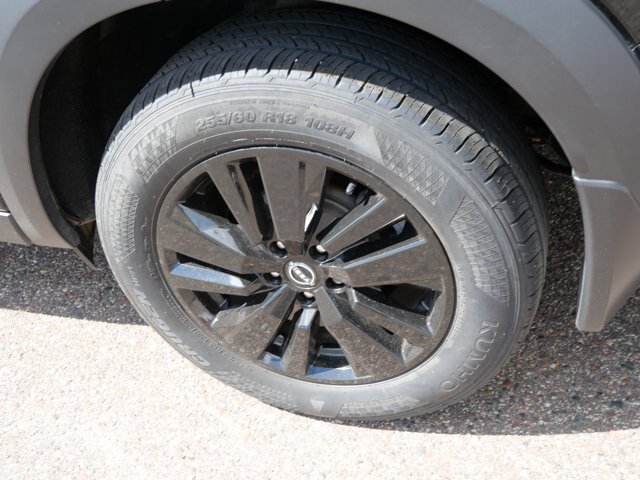 Used 2023 Nissan Pathfinder SV w/ Black Appearance Package AWD/4WD image 8