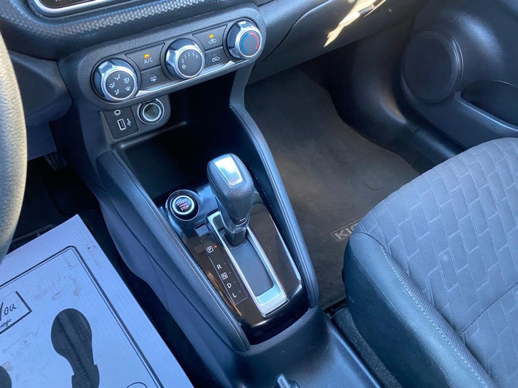 Used 2021 Nissan Kicks S image 23