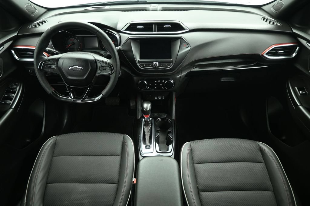 Used 2021 Chevrolet TrailBlazer RS FWD image 18