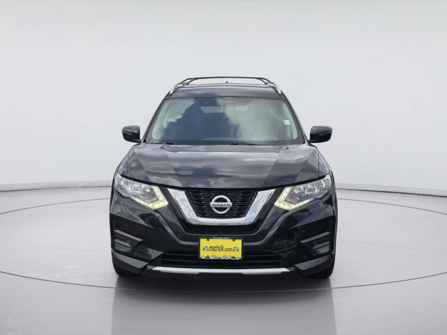 Used 2017 Nissan Rogue SV FWD image 2