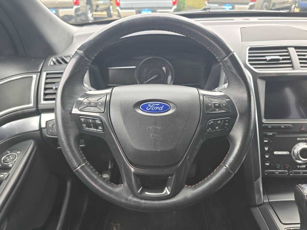 Certified 2019 Ford Explorer Sport w/ Equipment Group 401A AWD/4WD image 11