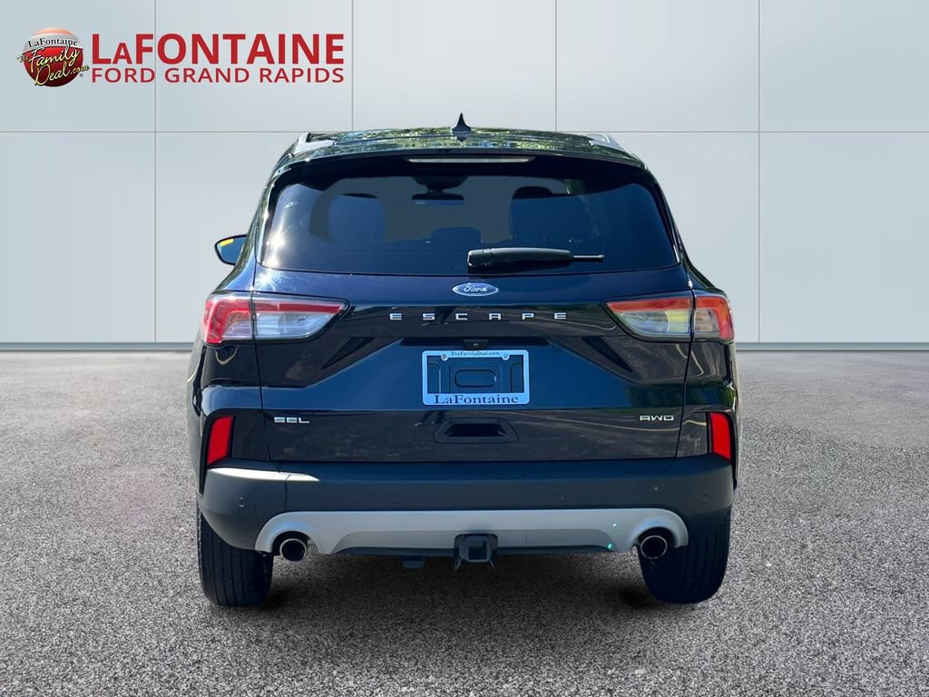 Certified 2021 Ford Escape SEL w/ Class II Trailer Tow Package AWD/4WD image 6