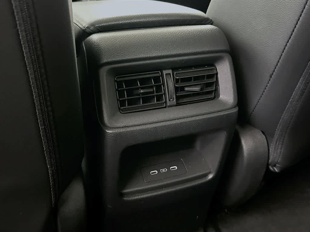 Used 2024 Honda CR-V EX-L image 13