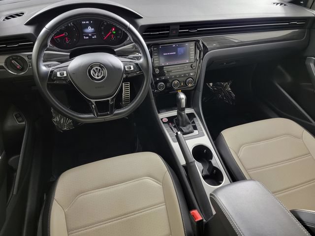 Used 2021 Volkswagen Passat 2.0T R-Line FWD image 32