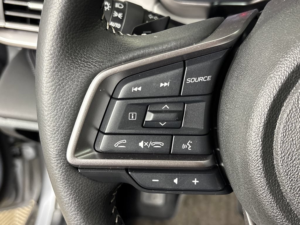Used 2025 Subaru Outback Limited AWD/4WD image 18