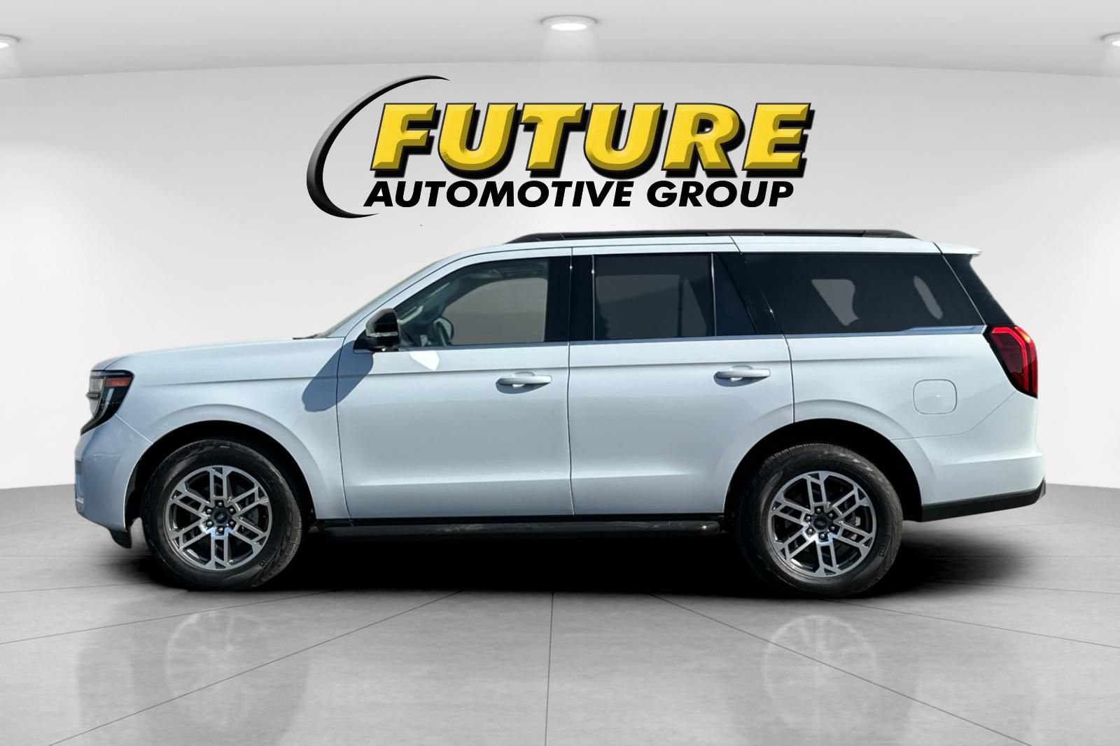 Certified 2026 Ford Expedition Active AWD/4WD image 6