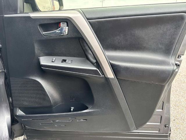 Used 2017 Toyota RAV4 XLE FWD image 13