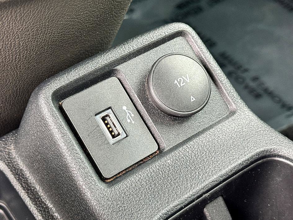 Certified 2022 Ford Transit Connect XL image 28