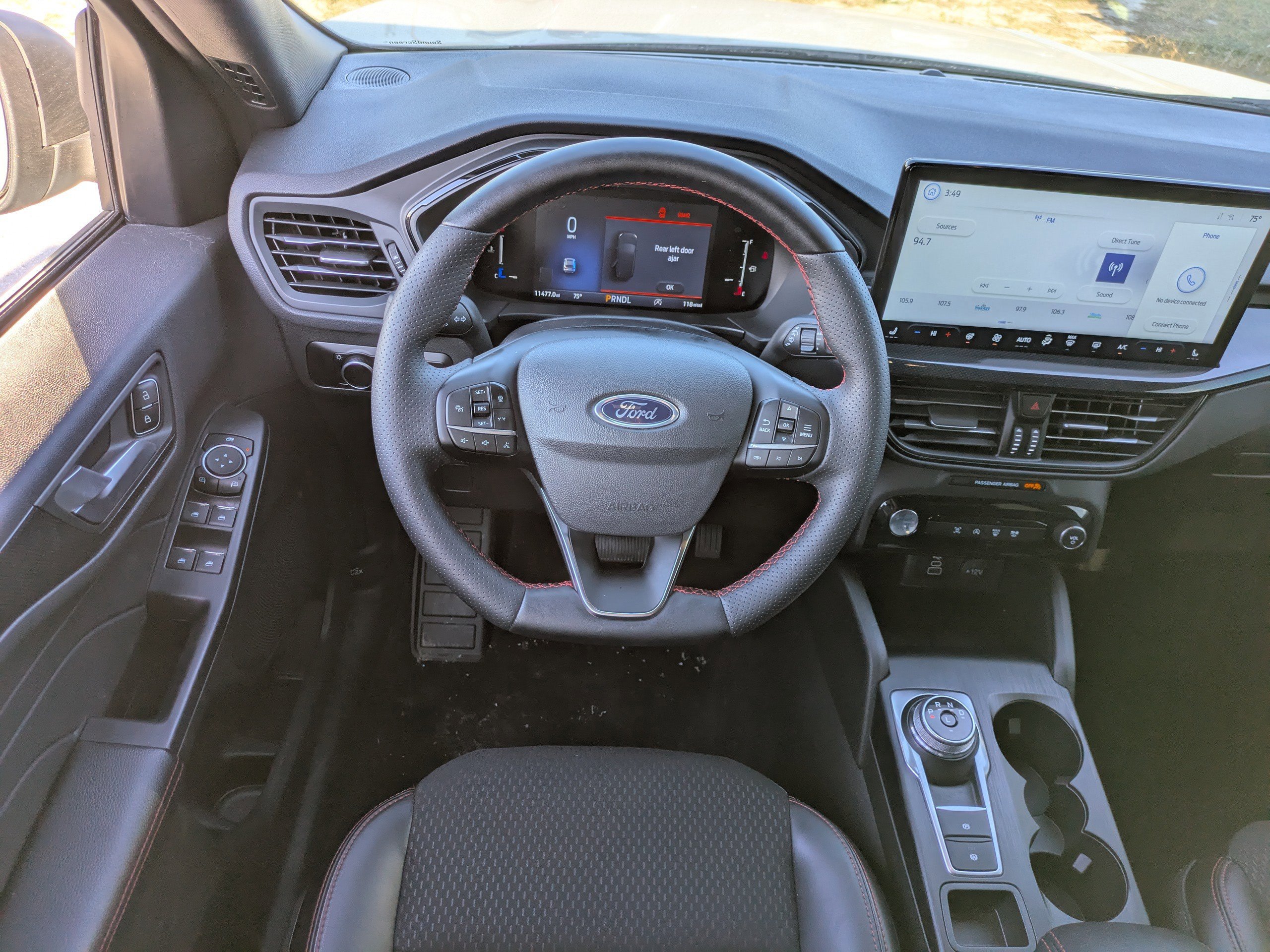 Certified 2025 Ford Escape ST-Line w/ Tech Pack #1 image 15