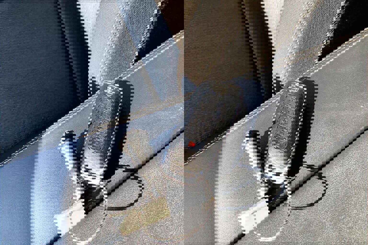 Used 2024 Nissan Rogue SV image 13