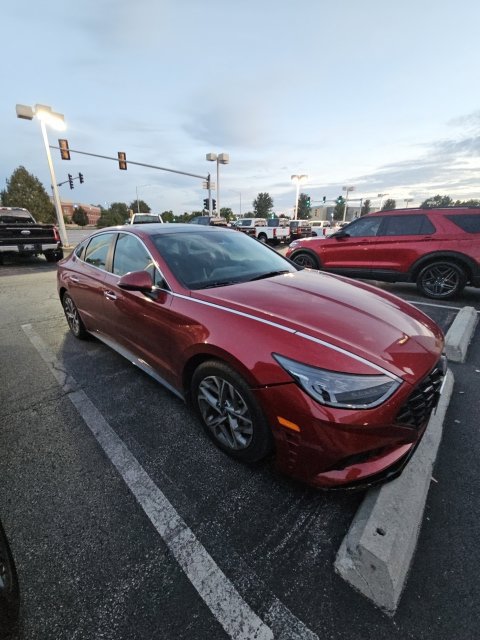 Used 2023 Hyundai Sonata SEL FWD image 2