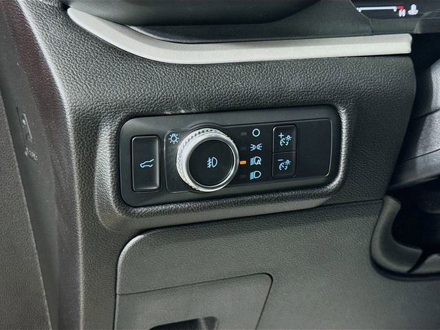 Certified 2022 Ford Explorer XLT w/ Equipment Group 202A image 11