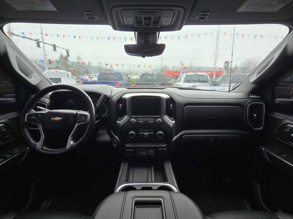 Used 2021 Chevrolet Silverado 3500 LTZ w/ LTZ Premium Package image 15