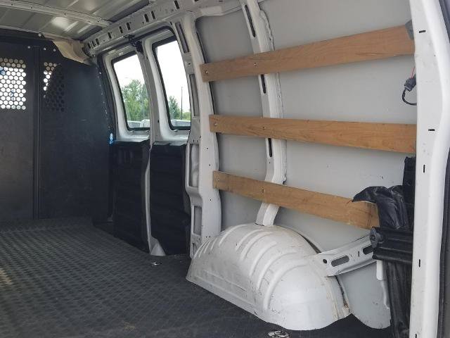 Used 2024 Chevrolet Express 2500 w/ Driver Convenience Package RWD image 6