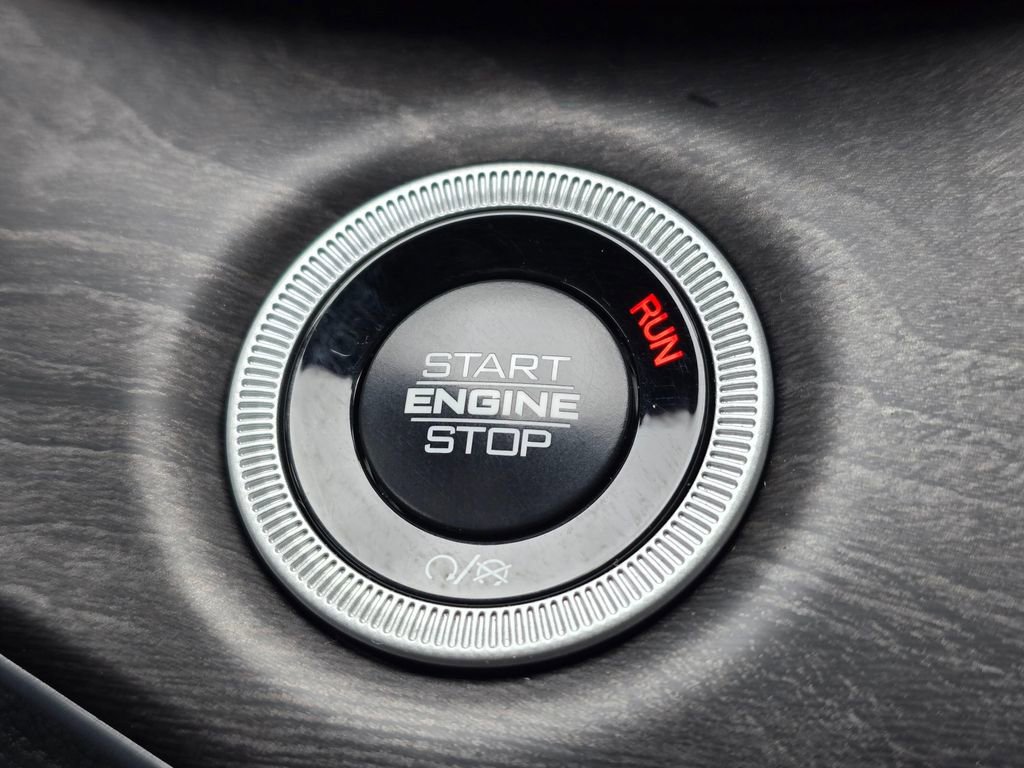 Used 2025 Jeep Grand Cherokee L Limited w/ Trailer Tow Package image 21