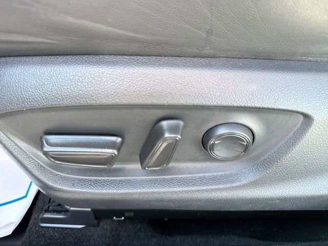 Used 2020 Toyota Avalon XSE w/ All Weather Liner Package FWD image 15