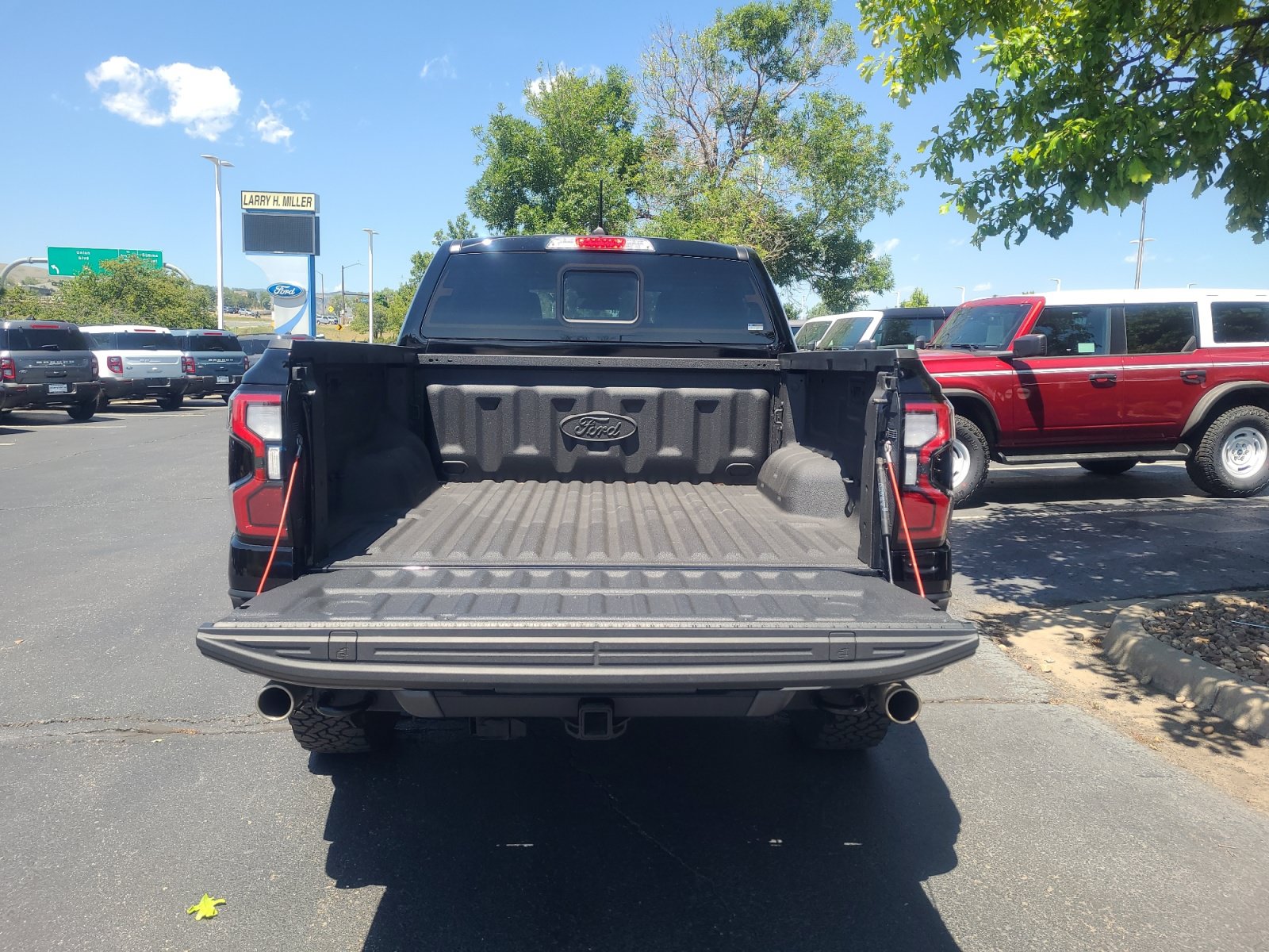 Certified 2025 Ford Ranger Raptor AWD/4WD image 32