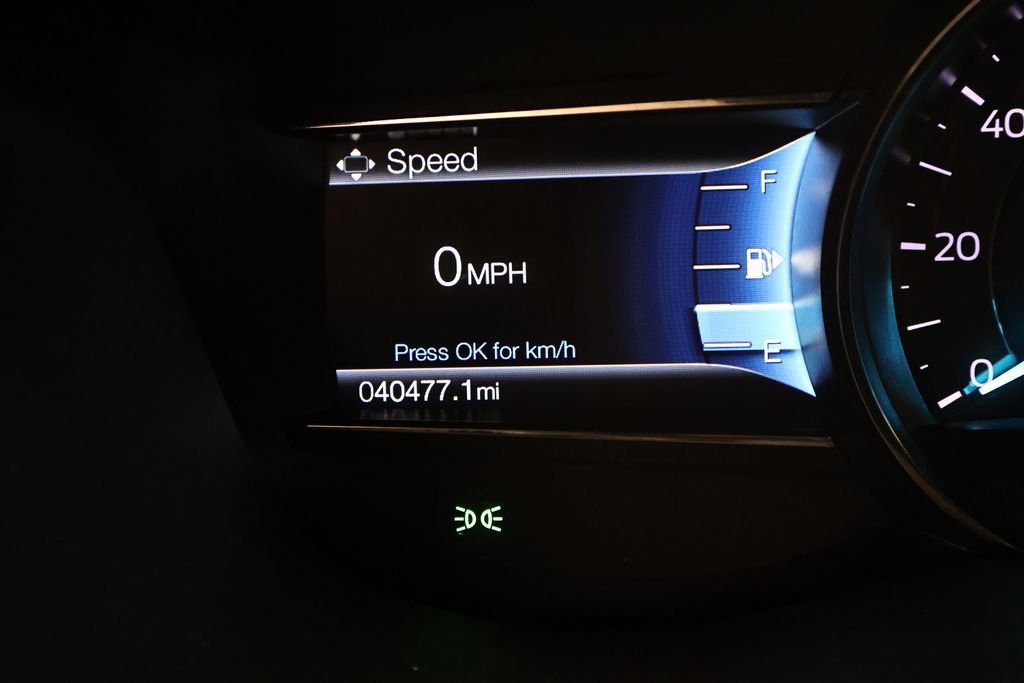 Certified 2018 Ford Explorer XLT w/ Equipment Group 202A image 29