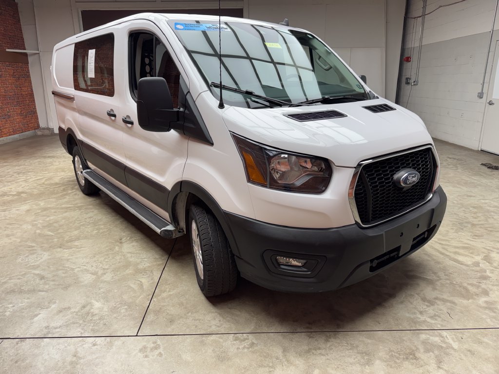 Certified 2025 Ford Transit 250 Low Roof w/ Exterior Upgrade Package RWD image 5