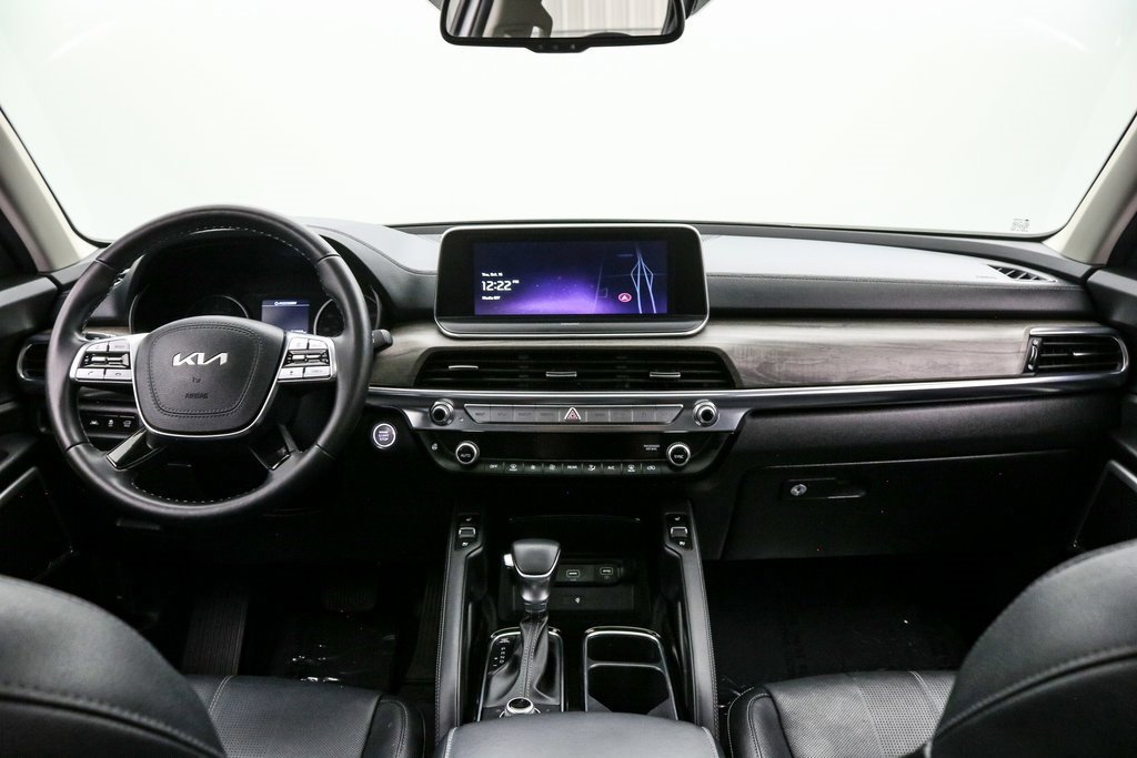 Used 2022 Kia Telluride EX w/ EX Premium Package image 14