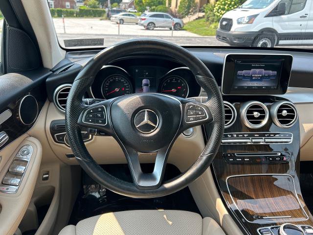 Used 2018 Mercedes-Benz GLC 300 4MATIC image 5