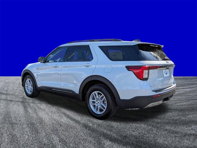 Certified 2026 Ford Explorer Active w/ Active Comfort Package RWD image 6